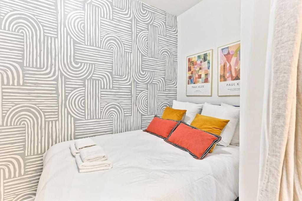 Appartement Central Proche Atelier Des Lumieres Paris Dış mekan fotoğraf